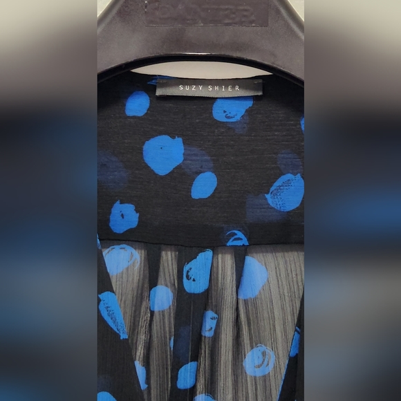 3/$15 SUZY SHIER Women long sleeves, size Small. EUC - Picture 2 of 3